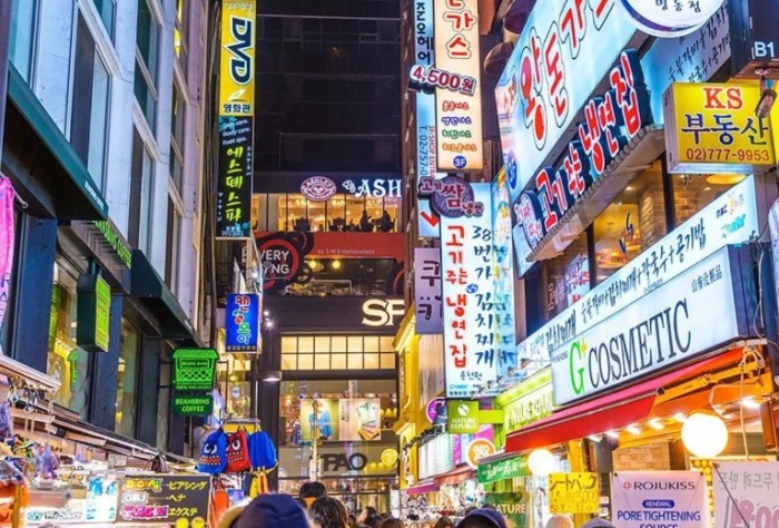 明洞夜市